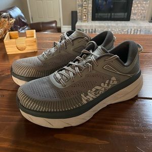 Hoka One One Bondi 7 Men’s 10.5 Women’s 12